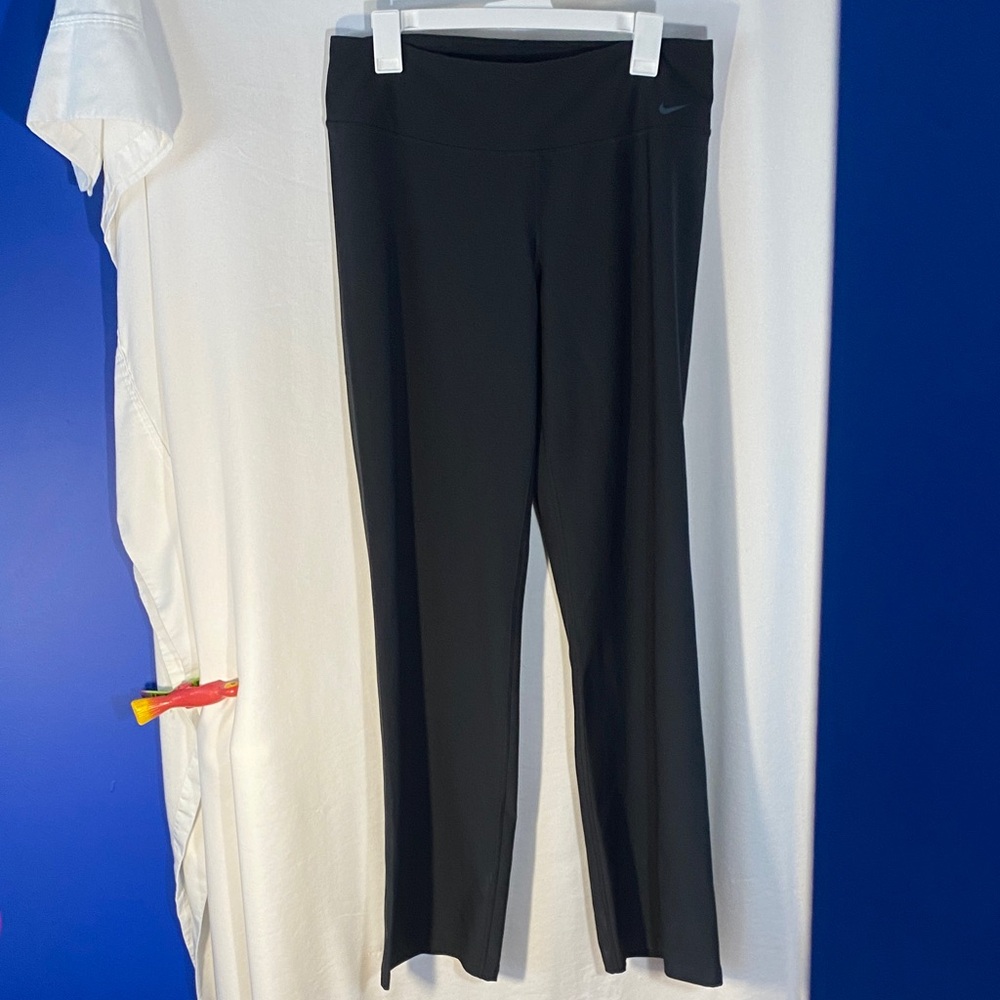 Nike Women's Black Wide leggings, Size Large EUC